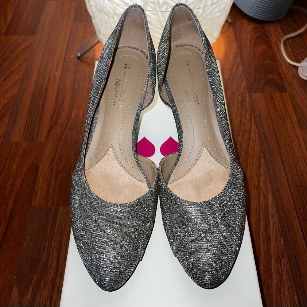 Naturalizer Deva Pewter Glitter heels 6.5